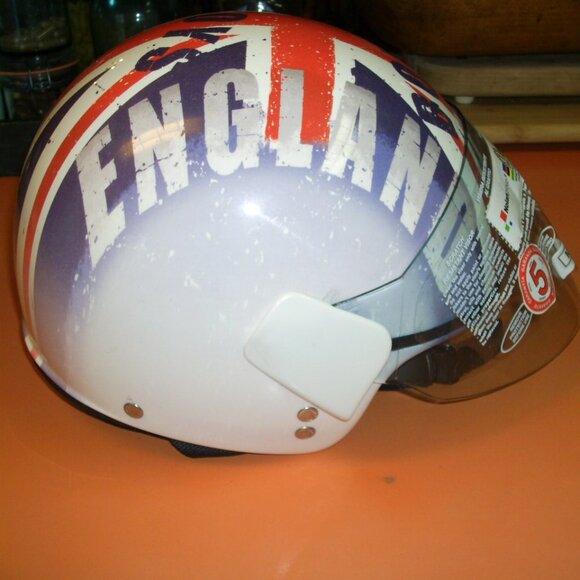 Nolan motorcycle helmet and face shield - Picture 1 of 6